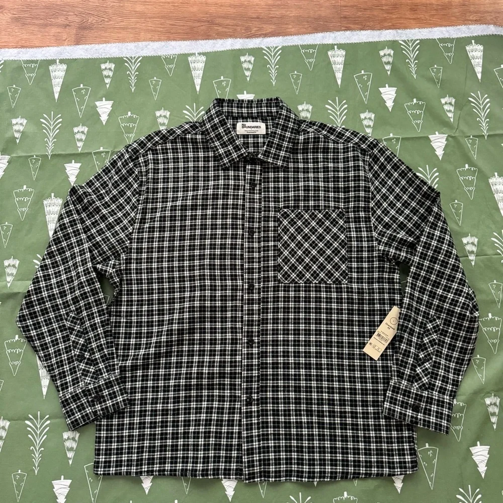 No Boundaries Men's Large Oversized Black Soot Plaid Flannel Shirt Soft Skater - Picture 3 of 10
